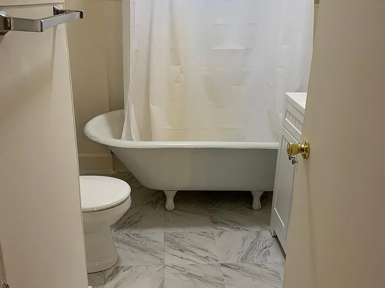 31 Lucy St #3 — Photo 4