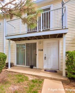 528 Meadow Green Ln, Round Lake Beach, IL, 60073