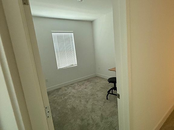 3rd image of 85 S Pacifico St
