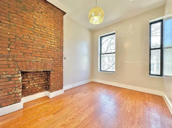 1170 Halsey Street image 1 of 9