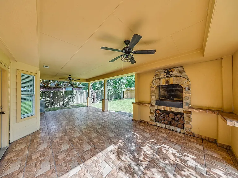 16130 Coleburn Dr — Photo 37