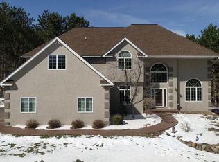 348 Southern Pacific Rd, Hudson, WI 54016