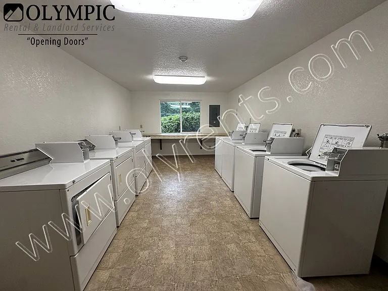 829 Israel Rd SW #B-6 — Photo 15