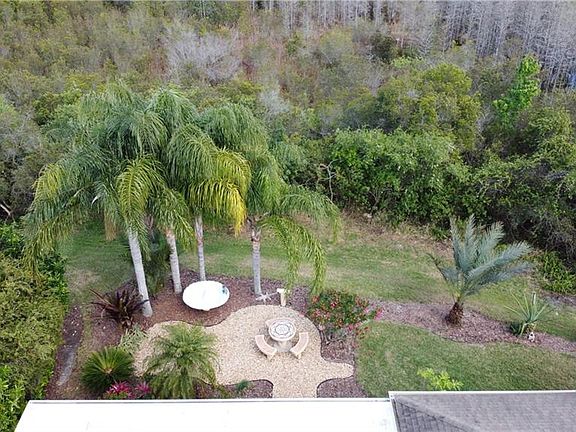 3rd image of 106 Sevilla Ct