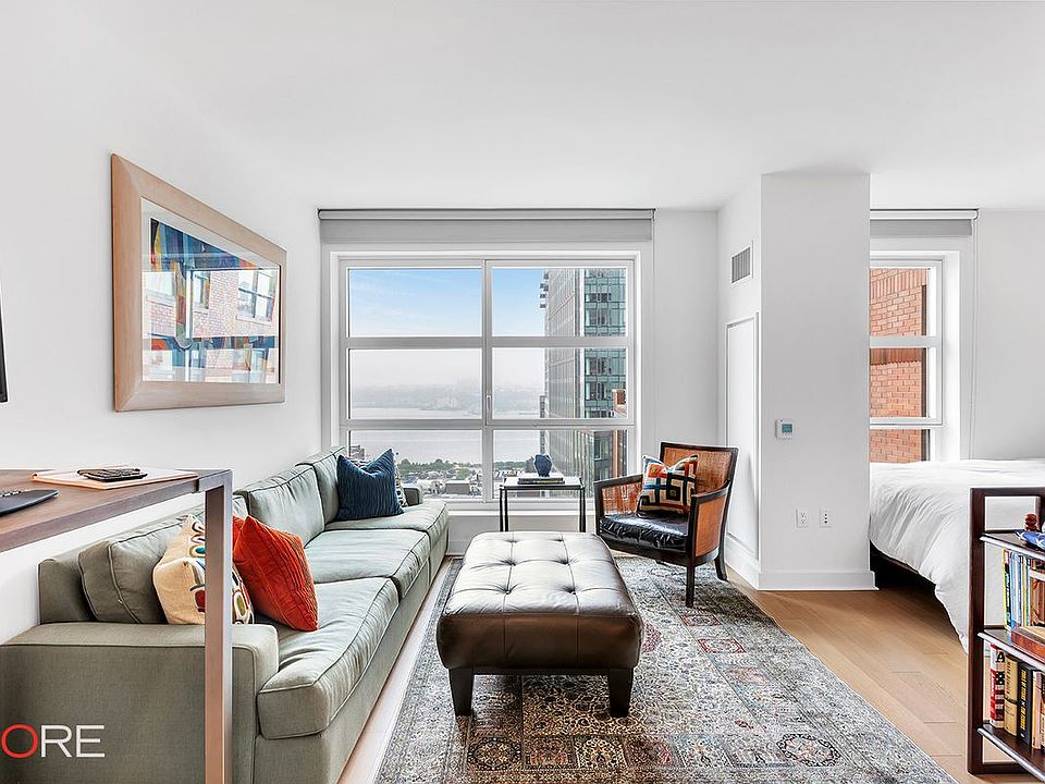 1st image of 500 W 30th St APT 25P