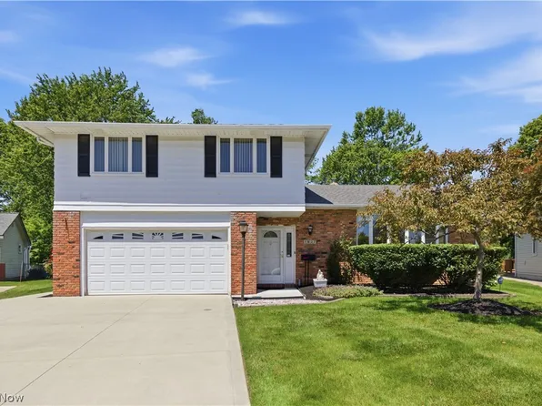5827 Ashcroft Dr, Mayfield Heights, OH 44124