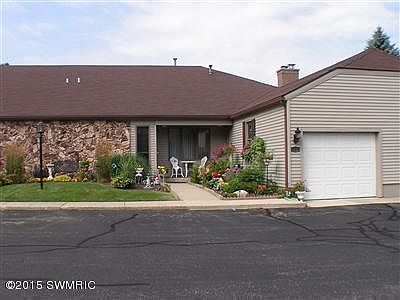 1st image of 8839 Castle Hill Dr NE