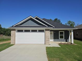 614 N Commerce, Overton, TX 75684
