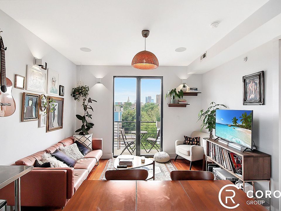 1st image of 315 Franklin Ave #4