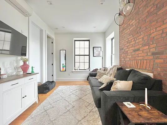 Rented by Doorway NYC, LLC | media 8