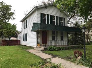 105 E Dunlap St, Kentland, IN 47951