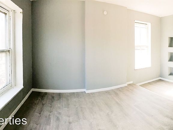 2nd image of 4135 California Ave