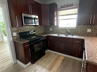 228 SE Park St #228, Dania, FL 33004