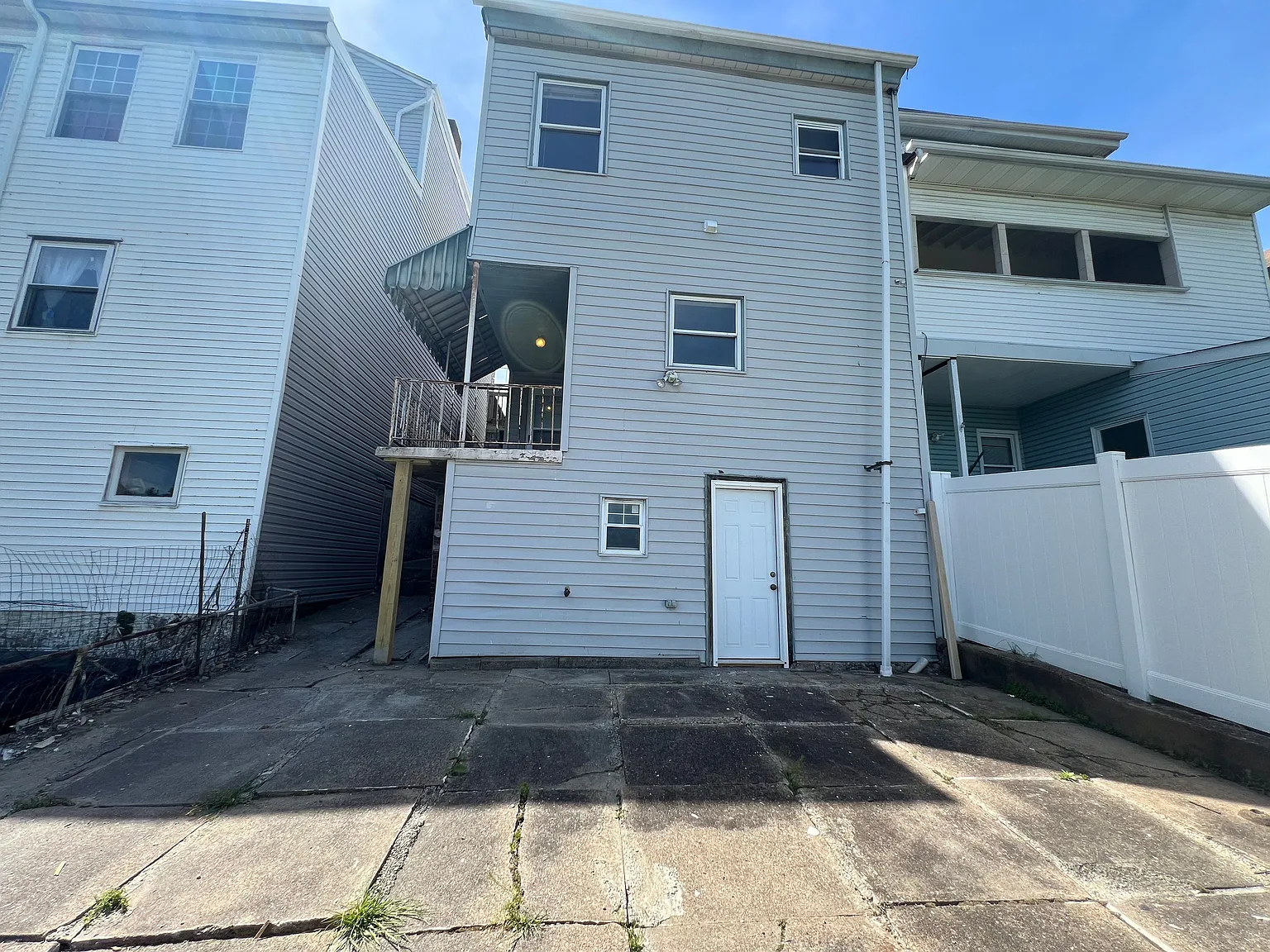 54 Mt Oliver St — Photo 3