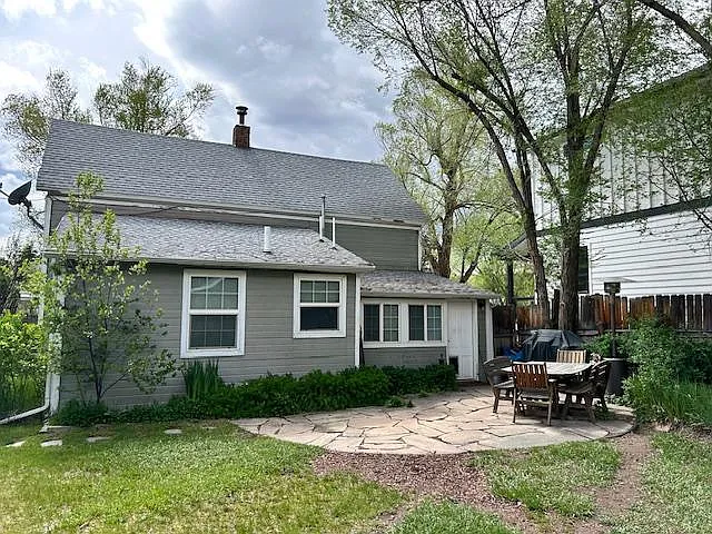 332 Howard St — Photo 6