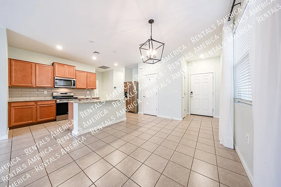 Move In Special — Photo 2