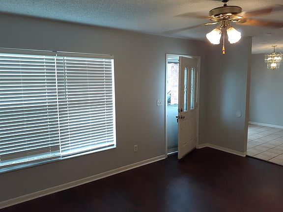 4th image of 128 Madera Dr