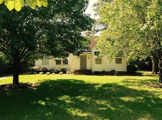 324 Sunset Dr, Manning, SC 29102