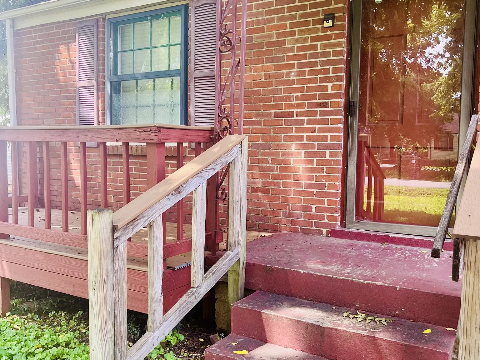 2 bed, 1.0 bath, 744 sqft, $1,400 — Photo 2