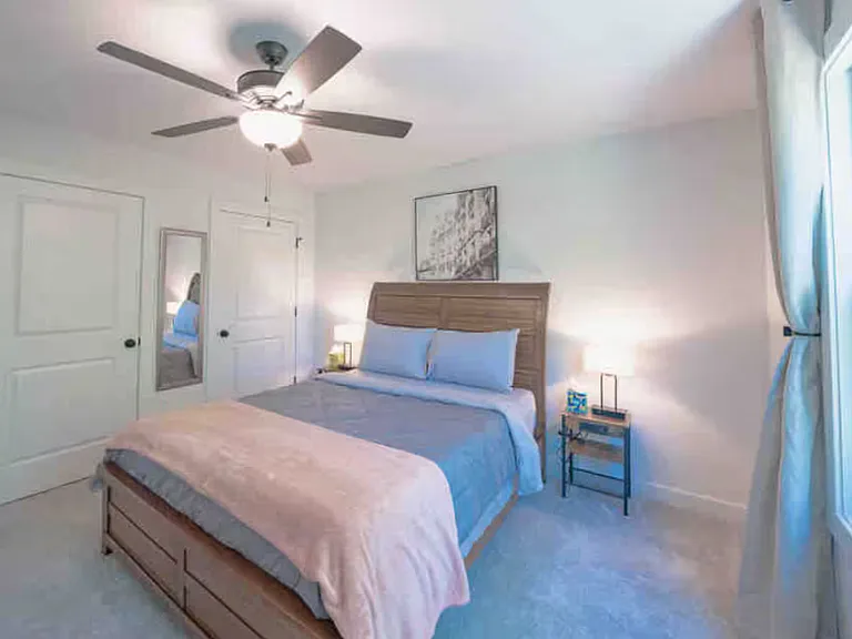 418 Moseley Dr — Photo 31