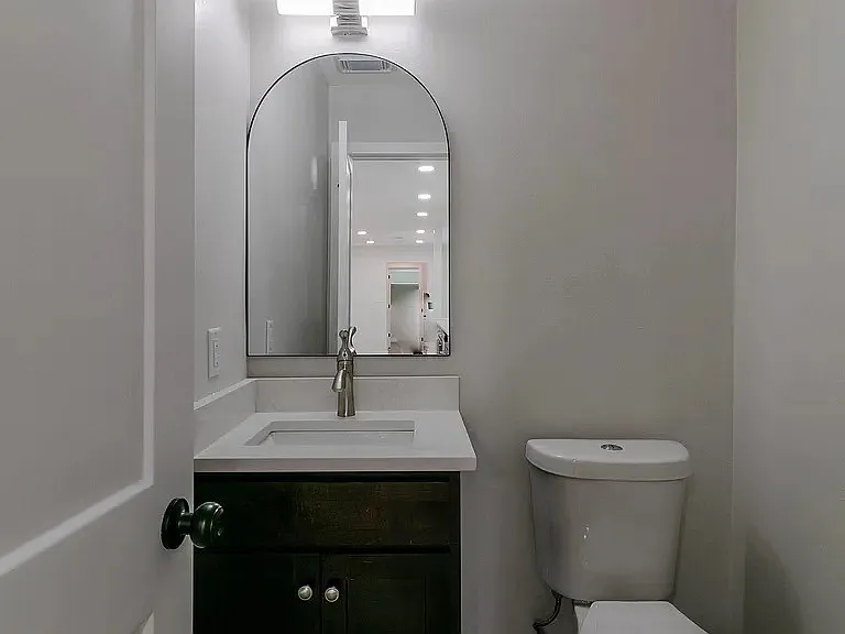 710 Clara Dr #710 — Photo 4