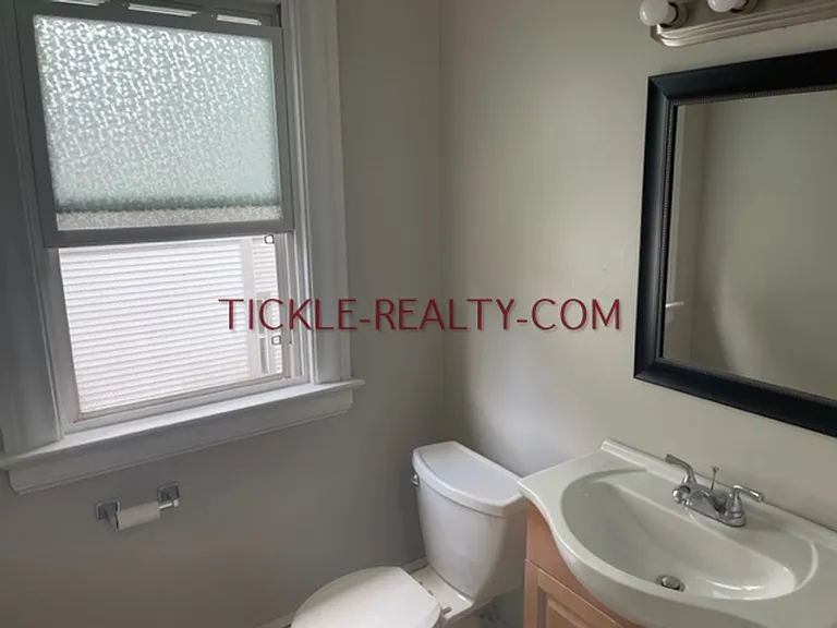 681 Averill Ave. — Photo 1