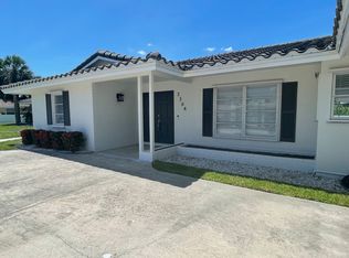 3364 Espanola Dr, Sarasota, FL 34239