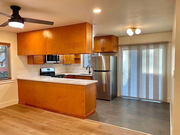 4th image of 1180 Herbert Ave #2
