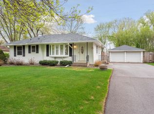 916 109th Ave NW, Coon Rapids, MN 55448