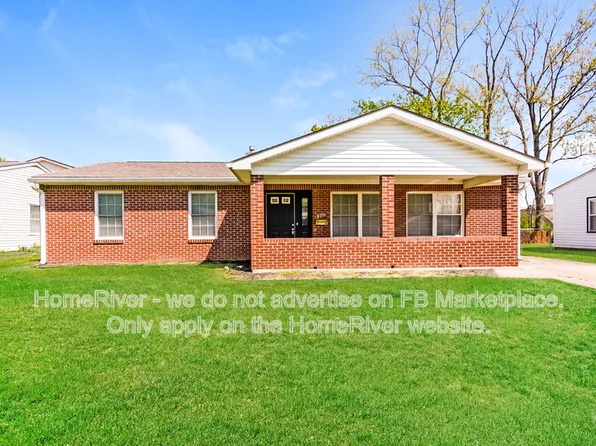 970 Edgewood Dr, Mooresville, IN 46158