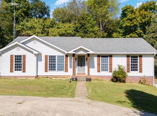 7074 Dripping Springs Rd, Smiths Grove, KY 42171