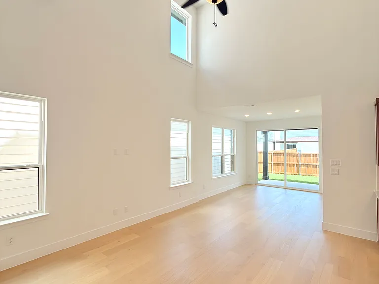7209 Confetti Ln — Photo 20