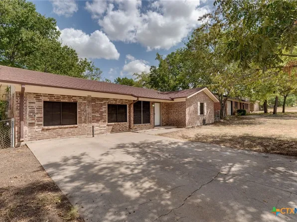 303 Carothers St, Copperas Cove, TX 76522