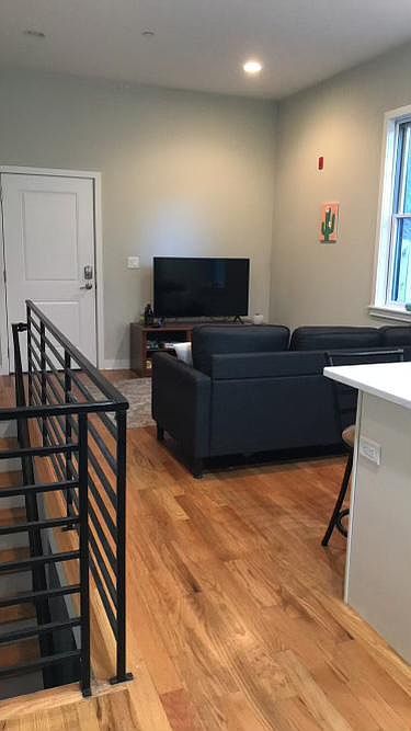 1st image of 1639 W Girard Ave #2