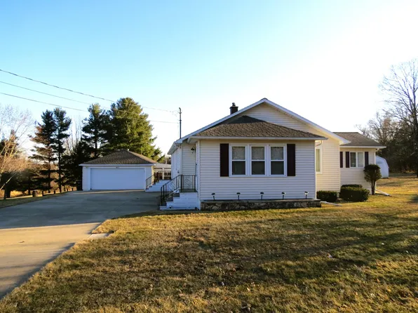 4417 Roberts Ct, Jackson, MI 49203