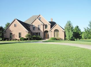 603 Shadow Hill Dr, Clinton, MO 64735