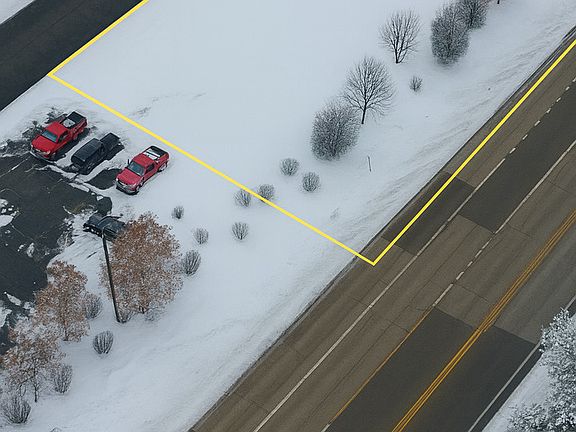 2nd image of 3981 Old McHenry Rd