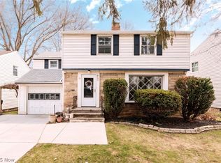 4037 Monticello Blvd, Cleveland Heights, OH 44121