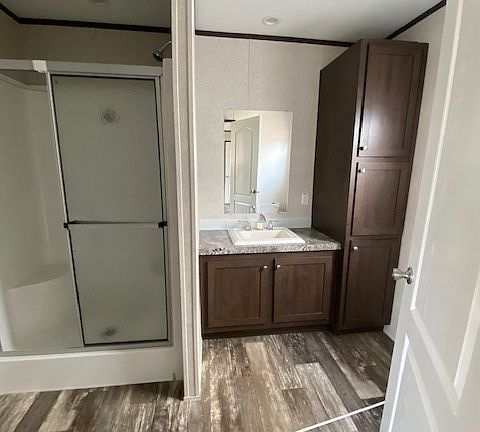 5th image of 508 E Howard Ln Trailer 560