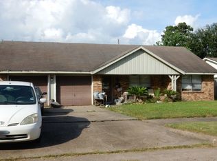 913 S Kaufman Dr, Deer Park, TX 77536