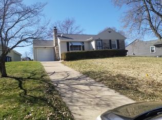 66 Circle Dr, Battle Creek, MI 49015