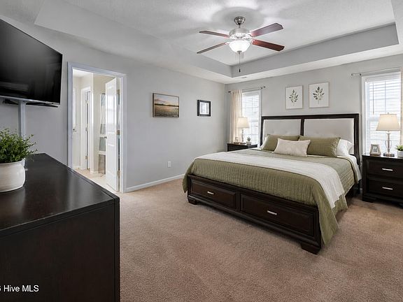 5th image of 355 Rose Bud Ln