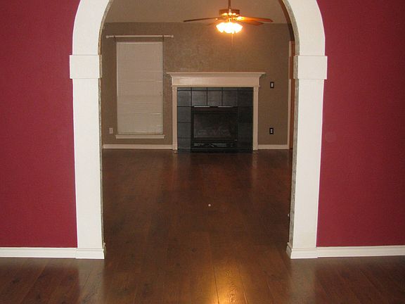 4th image of 2216 Allan Ct