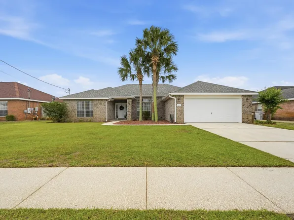 8217 Cosica Blvd, Navarre, FL 32566