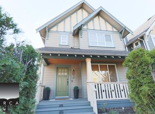 210 Furness St, New Westminster, BC V3M 0B5