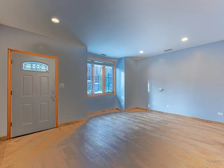741 S Claremont Ave #G — Photo 3