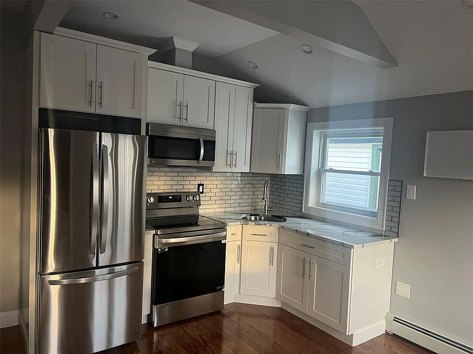 1st image of 107-37 154th St #Top