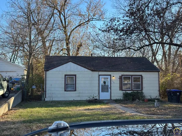 427 SE 36th St, Topeka, KS 66605