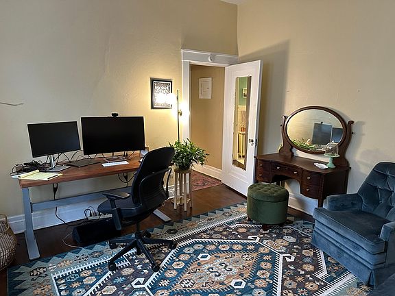 Office or second bedroom