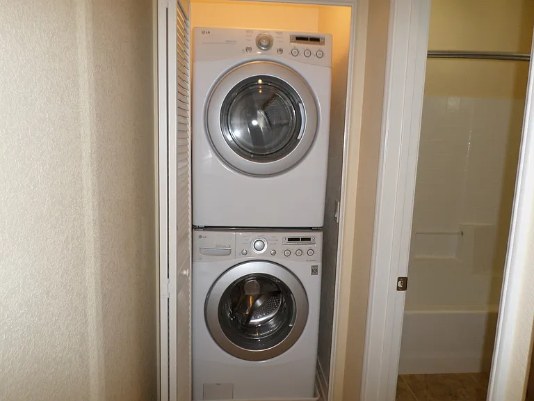1524 San Borja St #1 — Photo 9